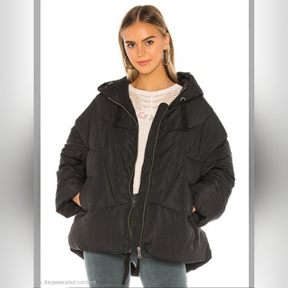 Free People Jackets & Blazers - Free People Hailey Black Puffer Jacket S
